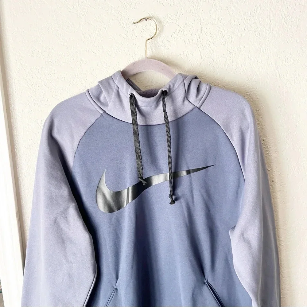 Nike Sweatshirt Men's Large Therma Swoosh Essential Pullover Hoodie